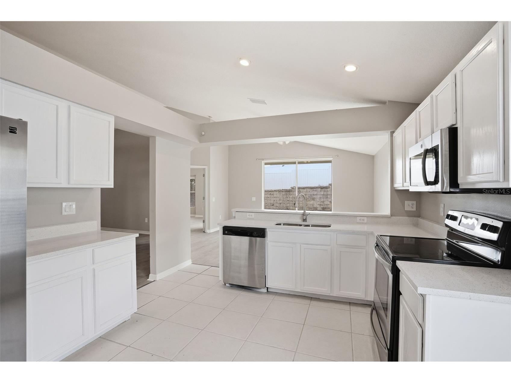 7912 Merchantville Circle Zephyrhills FL 33540 O6427851 image15