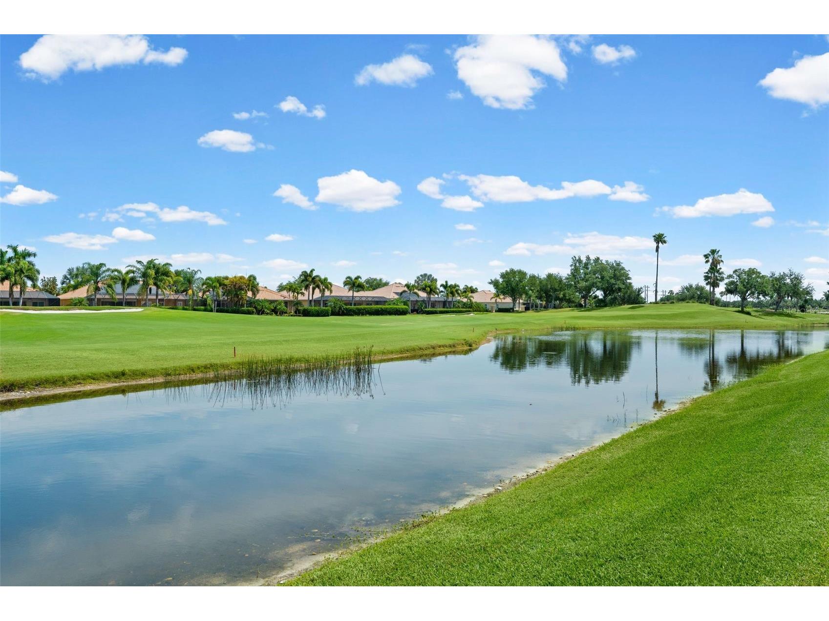 7913 Heritage Grand Place Bradenton FL 34212 A4692228 image5