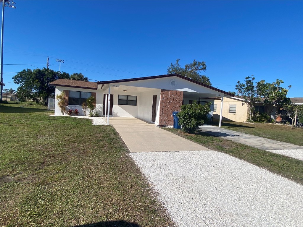 7914 43rd Avenue W Bradenton FL 34209 TB8365127 image1