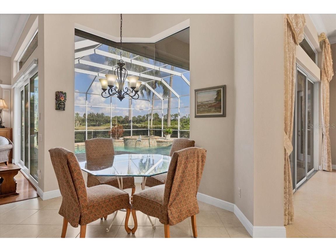 7915 Warwick Gardens Lane University Park FL 34201 A4673327 image13