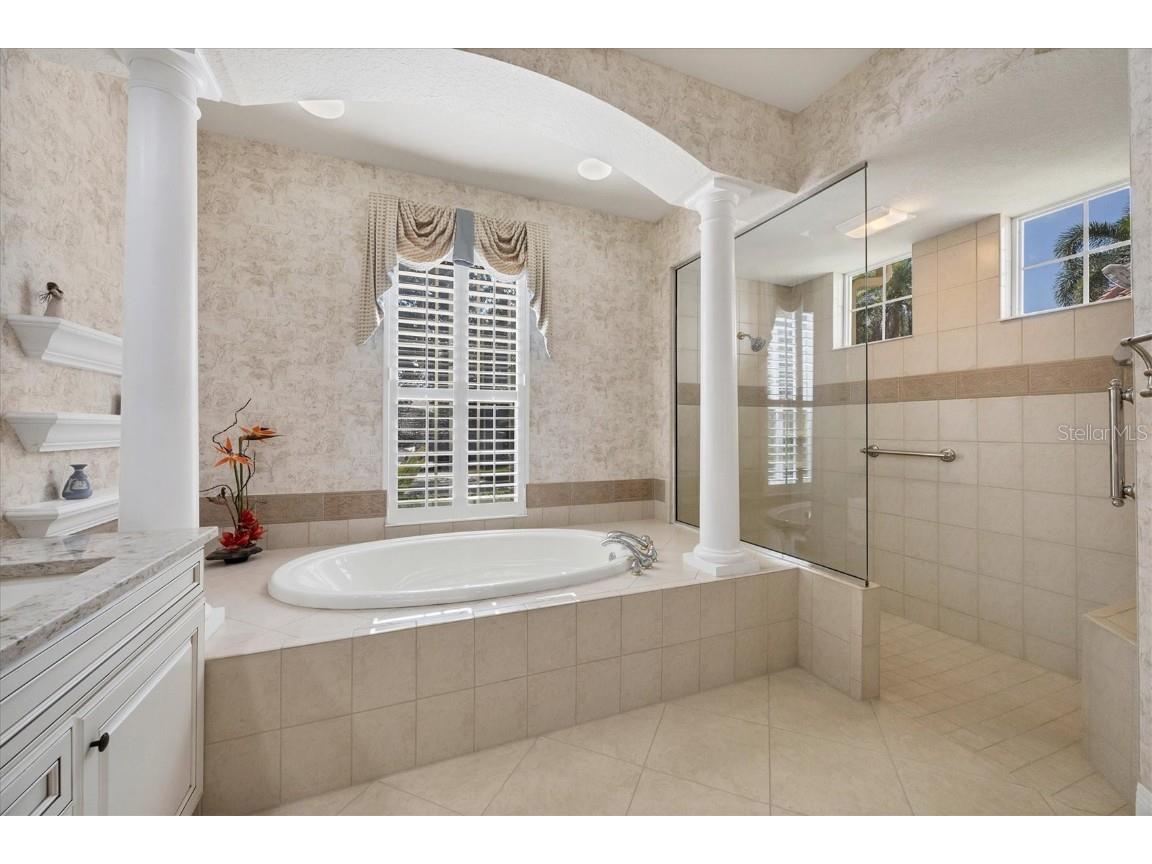 7915 Warwick Gardens Lane University Park FL 34201 A4673327 image19