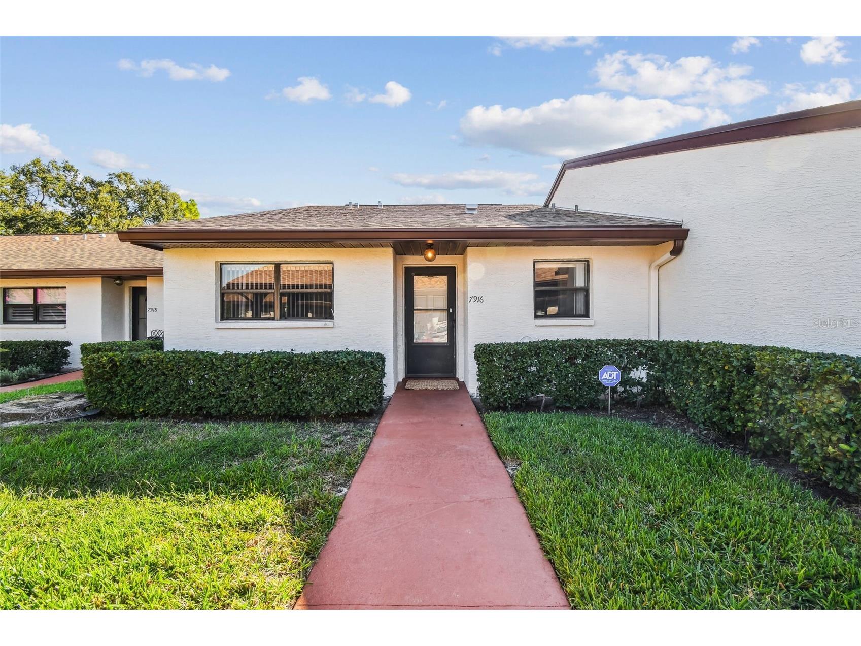 7916 Radcliffe Circle Port Richey FL 34668 TB8445790 image1