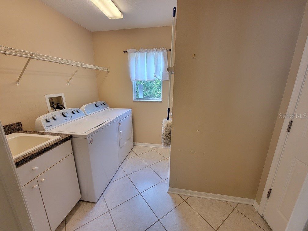 7916 Roundelay Drive New Port Richey FL 34654 W7885804 image32