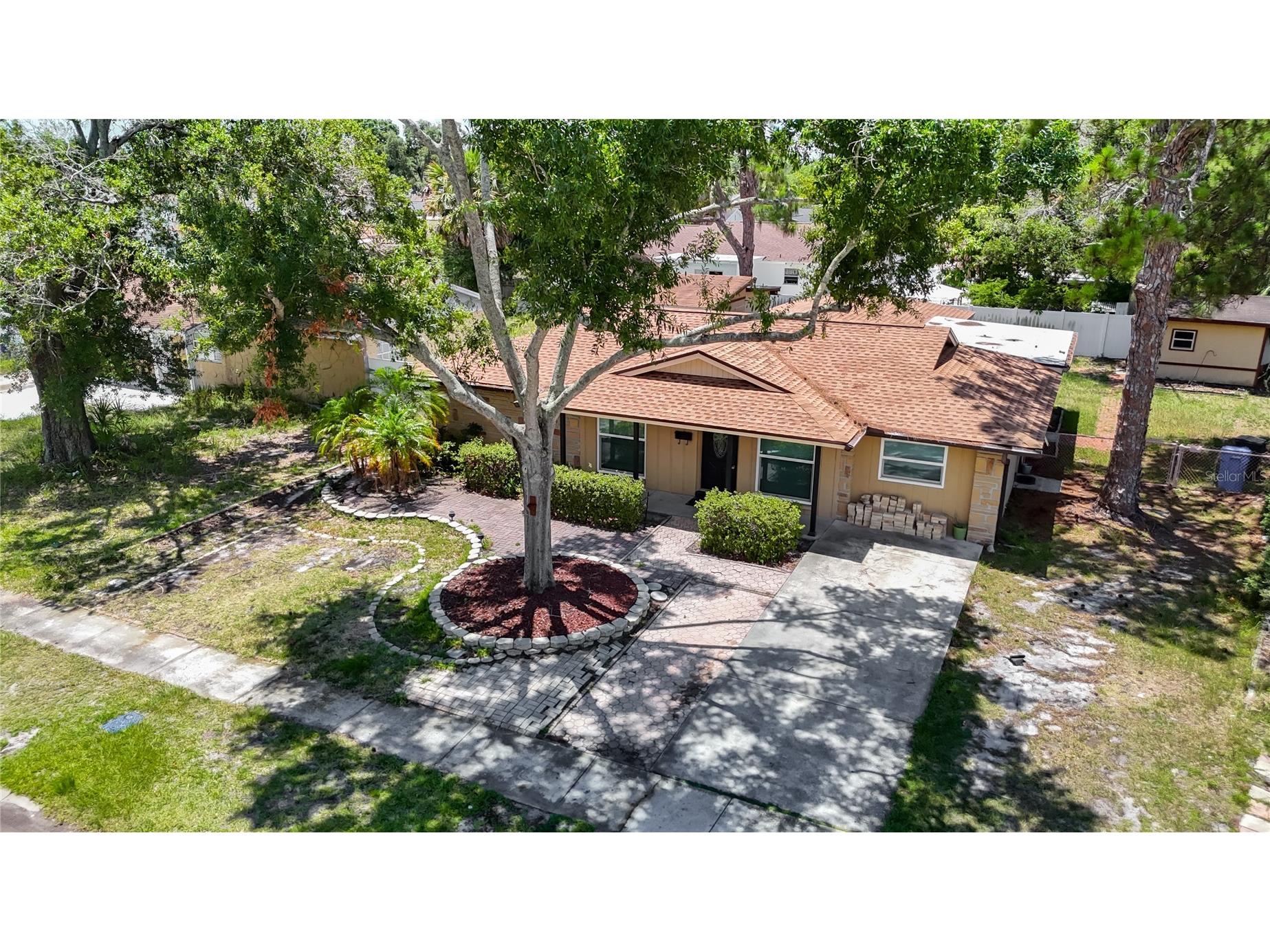 7916 Woodgrove Circle Tampa FL 33615 TB8522578 image2