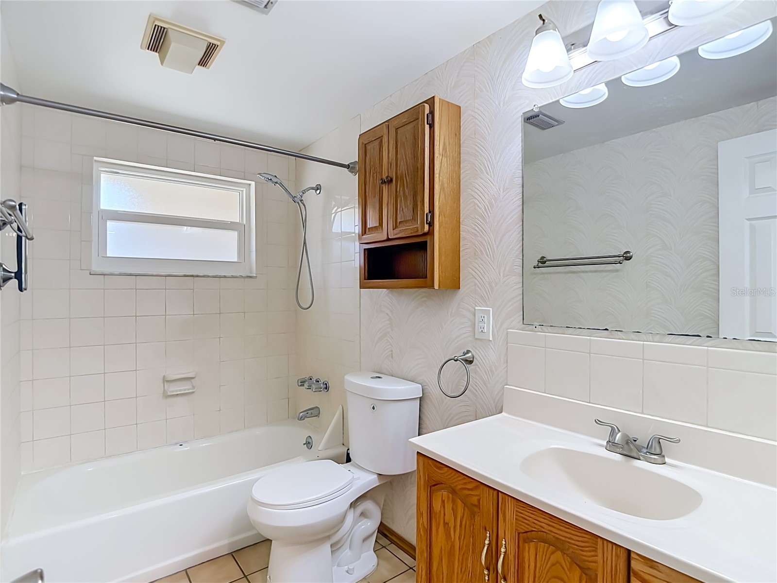 7916 Woodgrove Circle Tampa FL 33615 TB8522578 image21