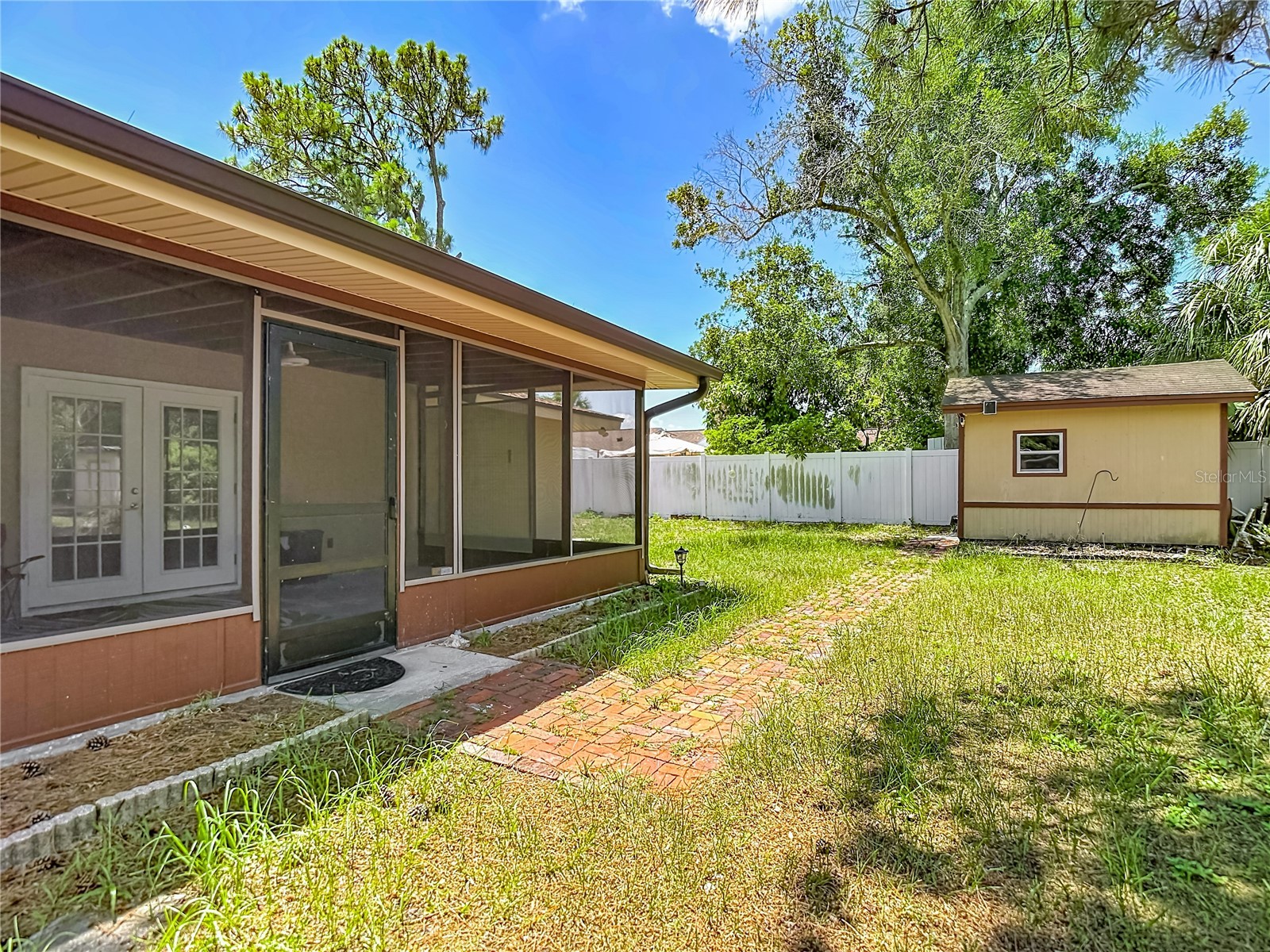 7916 Woodgrove Circle Tampa FL 33615 TB8522578 image32