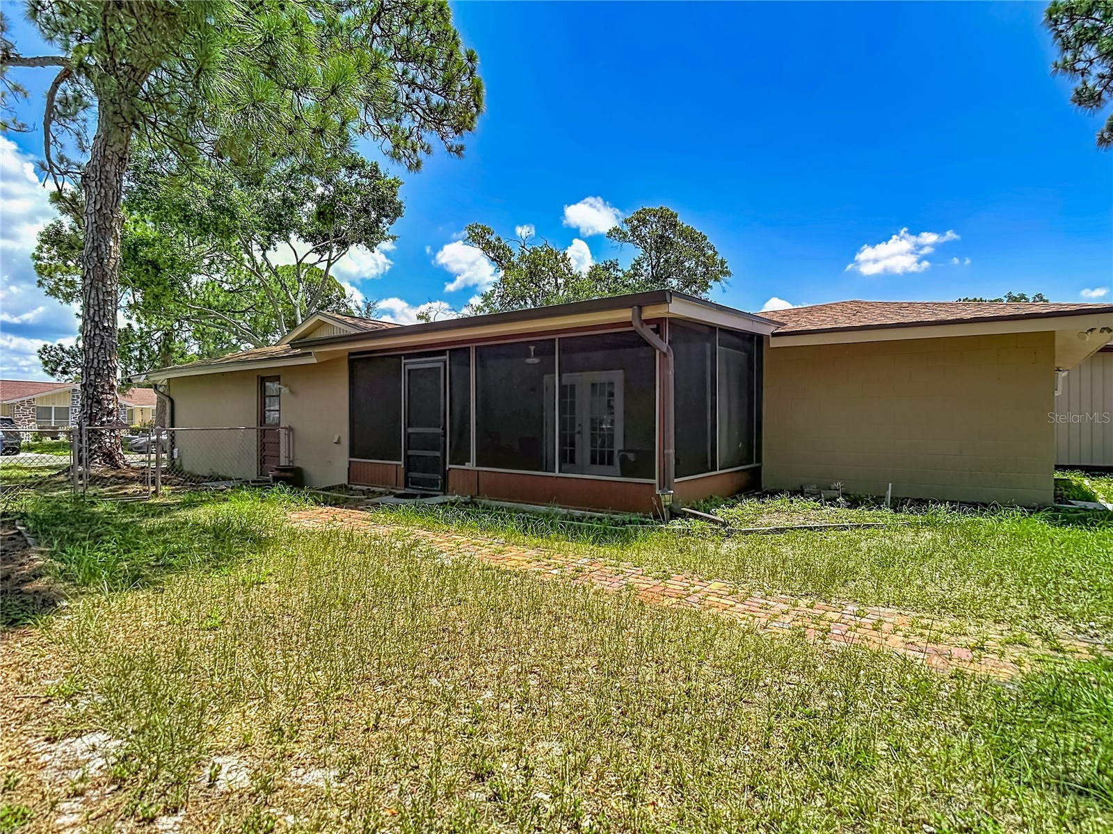 7916 Woodgrove Circle Tampa FL 33615 TB8522578 image34