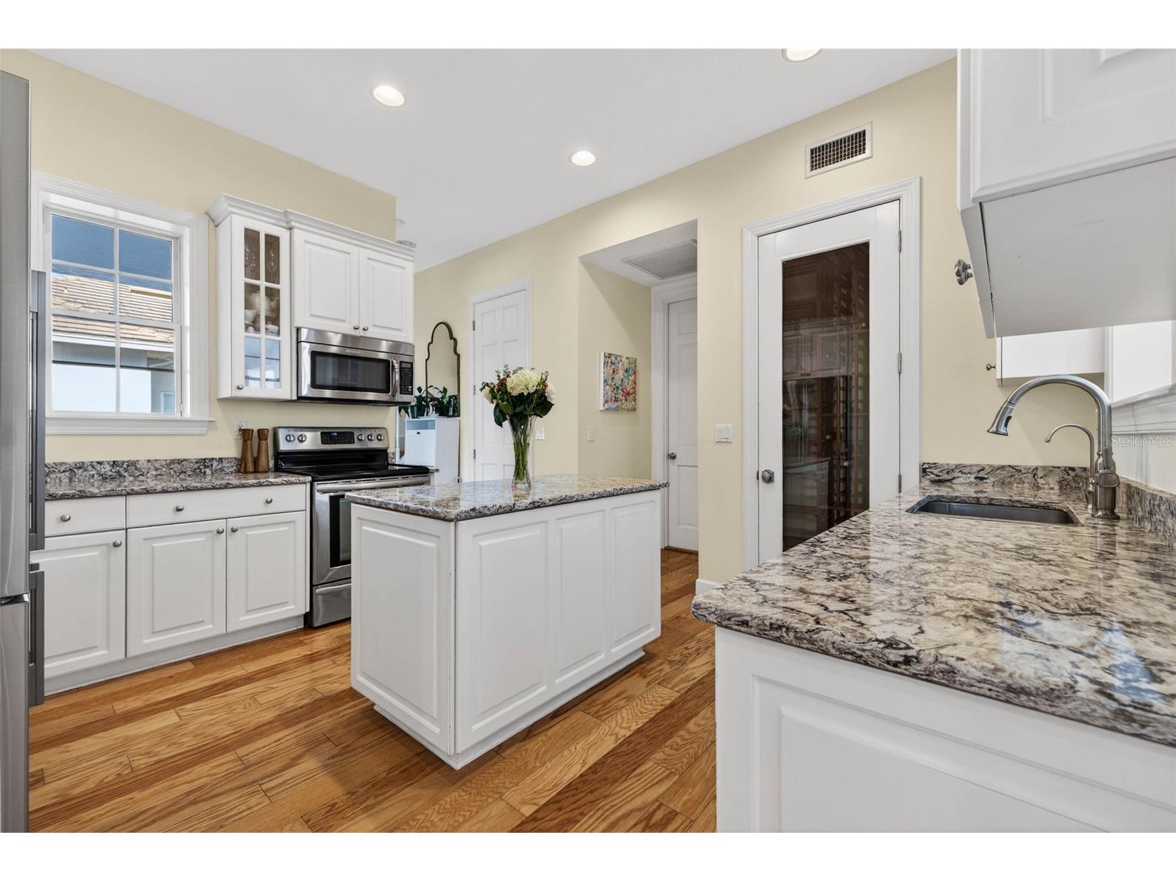 7917 Bayou Club Boulevard Seminole FL 33777 TB8462866 image54