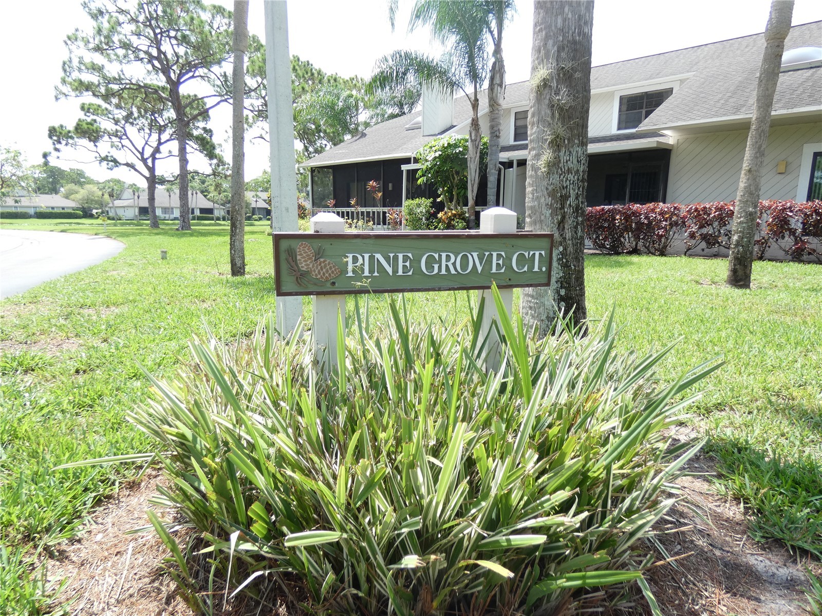 7917 Pinegrove Court #1 Sarasota FL 34238 A4700283 image2