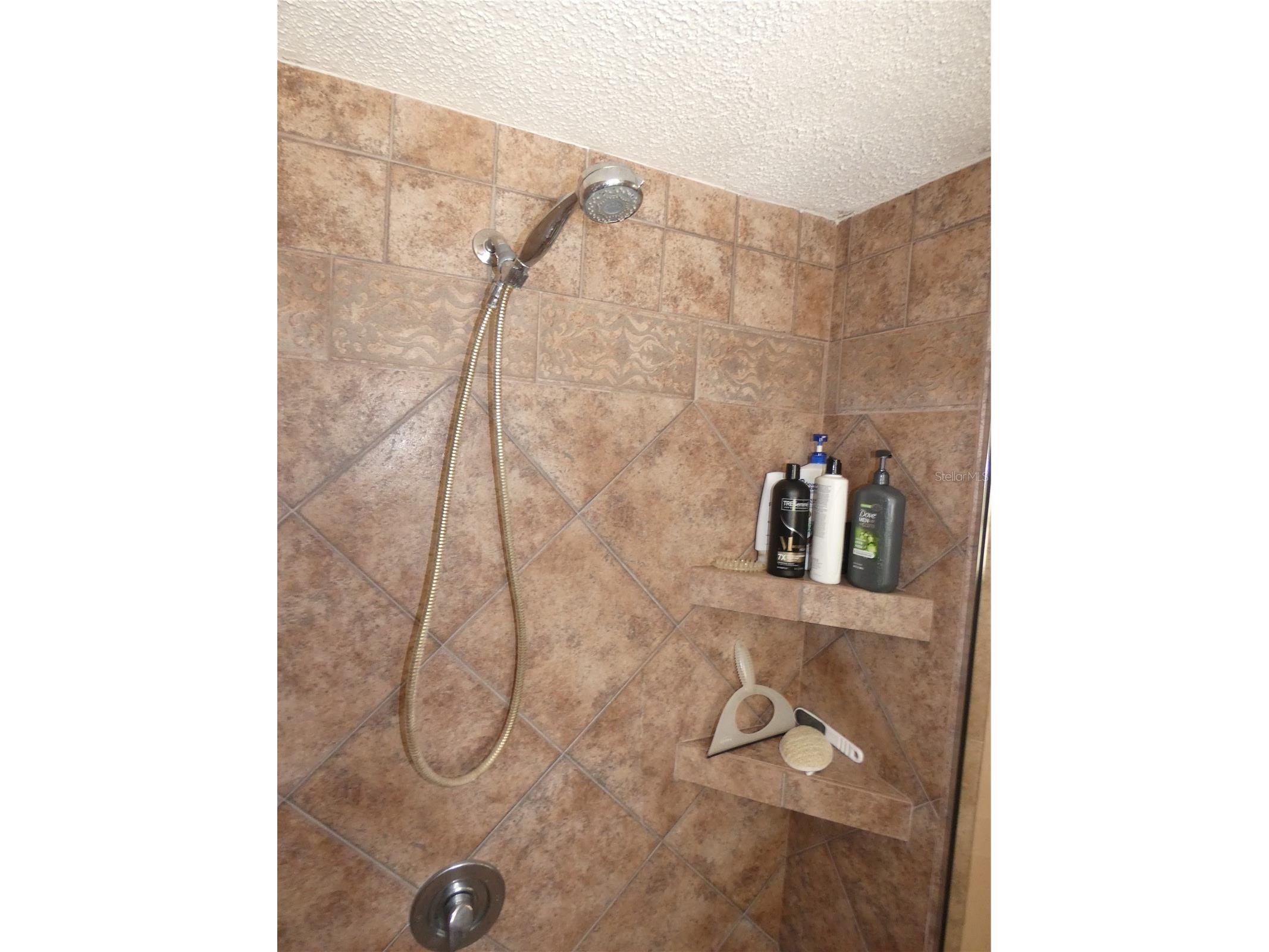 7917 Pinegrove Court #1 Sarasota FL 34238 A4700283 image43
