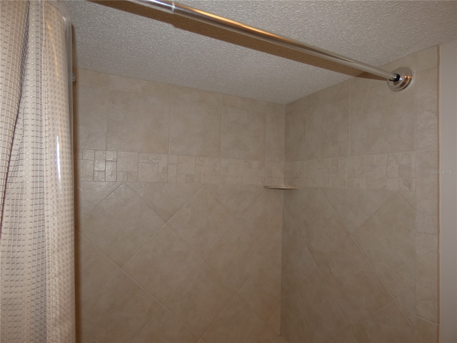 7917 Pinegrove Court #1 Sarasota FL 34238 A4700283 image56