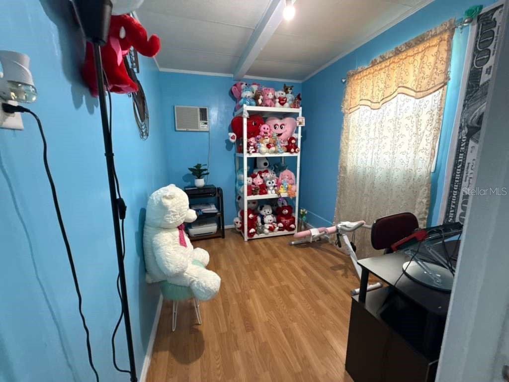 7917 Rideout Road Tampa FL 33619 TB8523896 image21