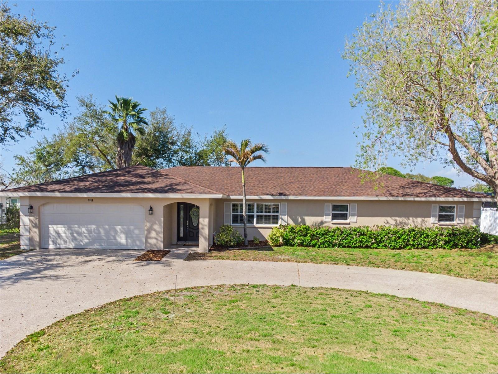 7918 Cypress Lake Drive Sarasota FL 34243 TB8485236 image1