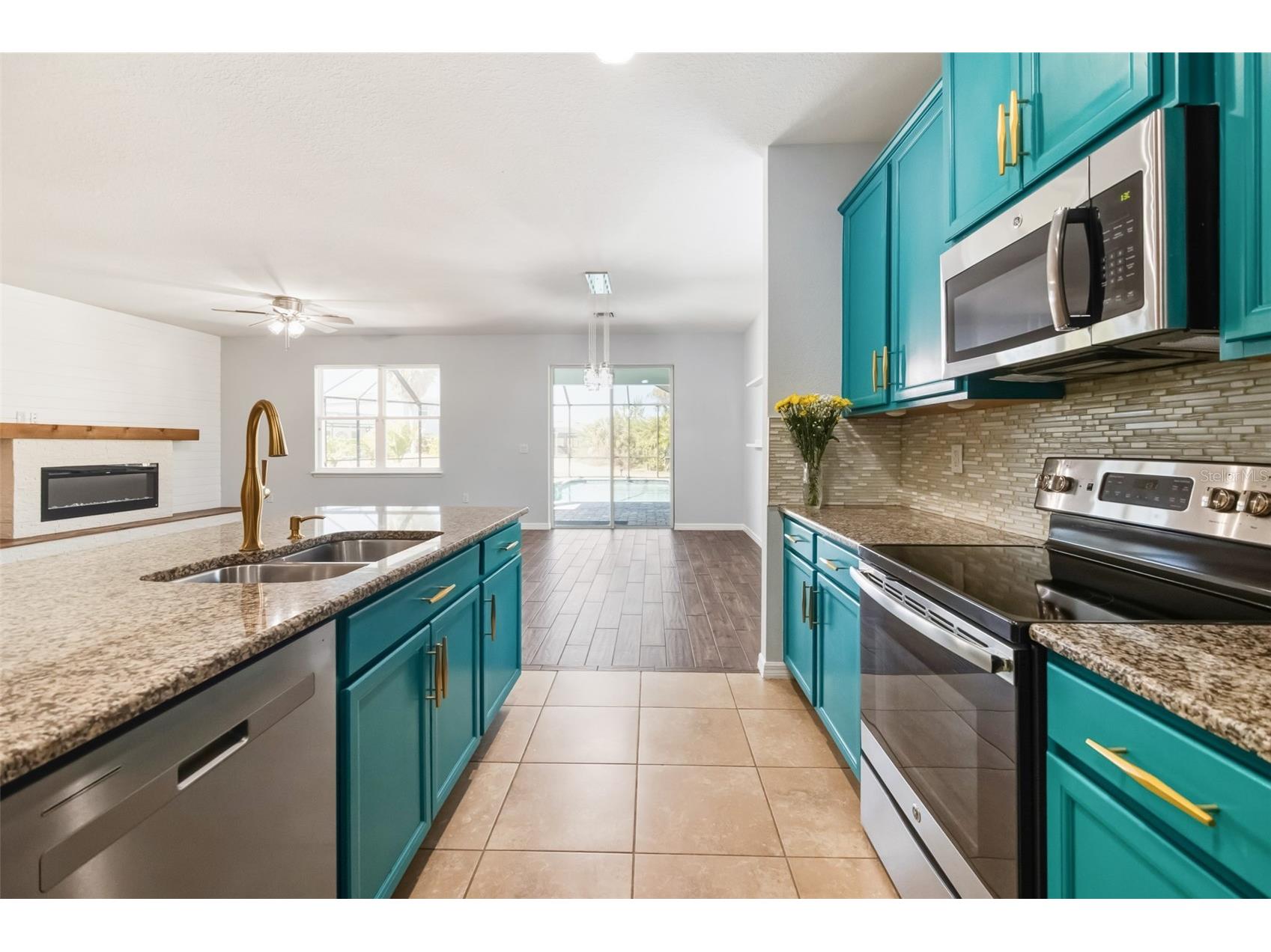 7918 Peaceful Par Drive Sarasota FL 34241 A4683140 image5