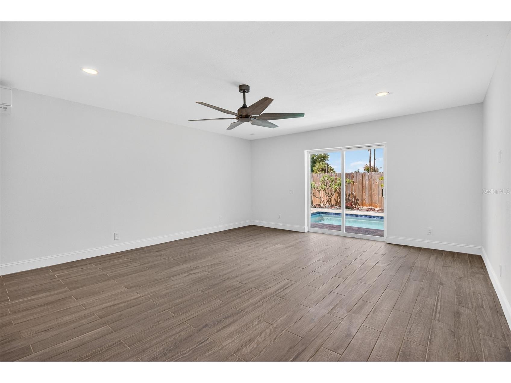 7919 Causeway Boulevard S Saint Petersburg FL 33707 TB8493139 image21