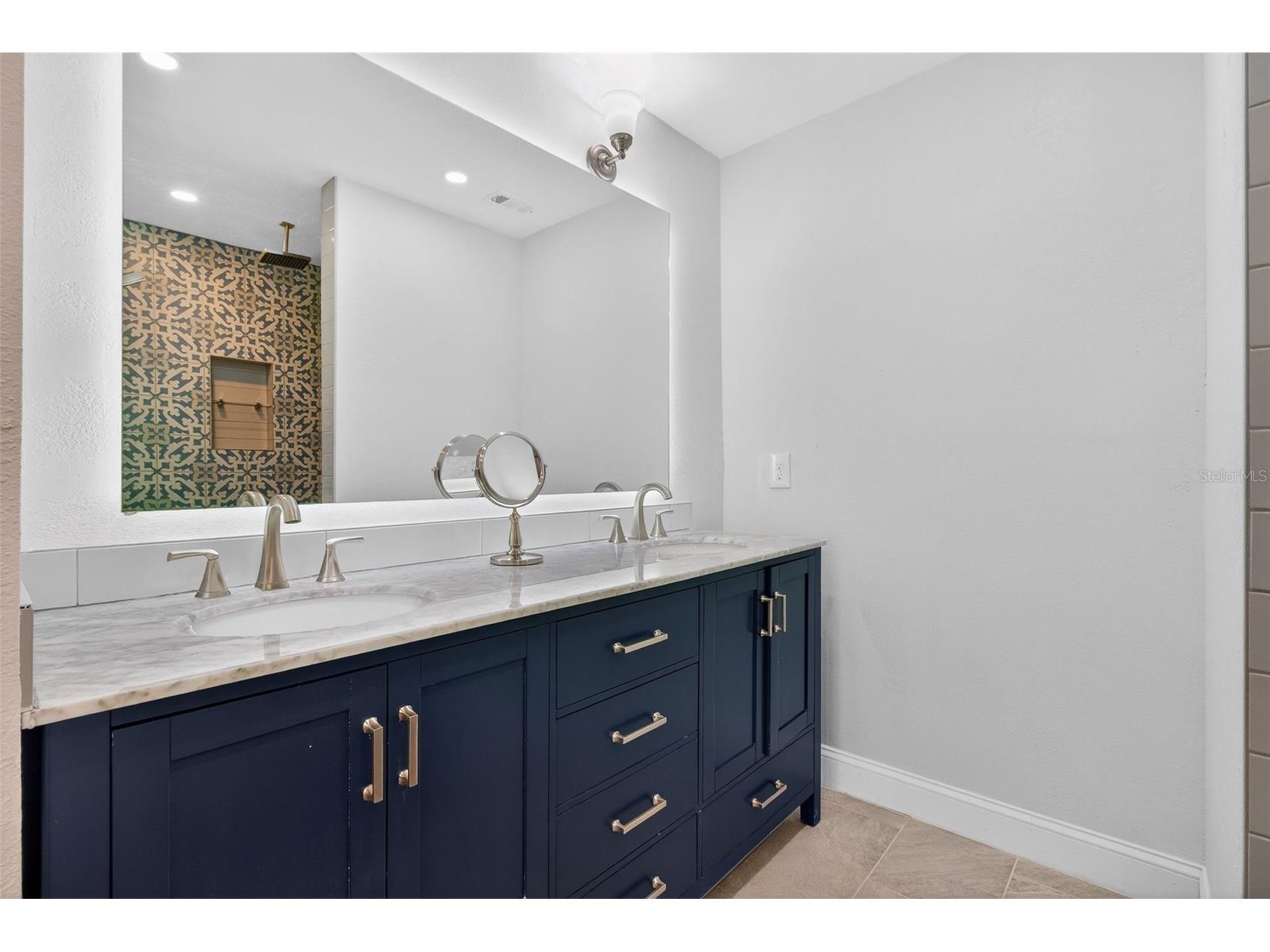 7919 Causeway Boulevard S Saint Petersburg FL 33707 TB8493139 image24