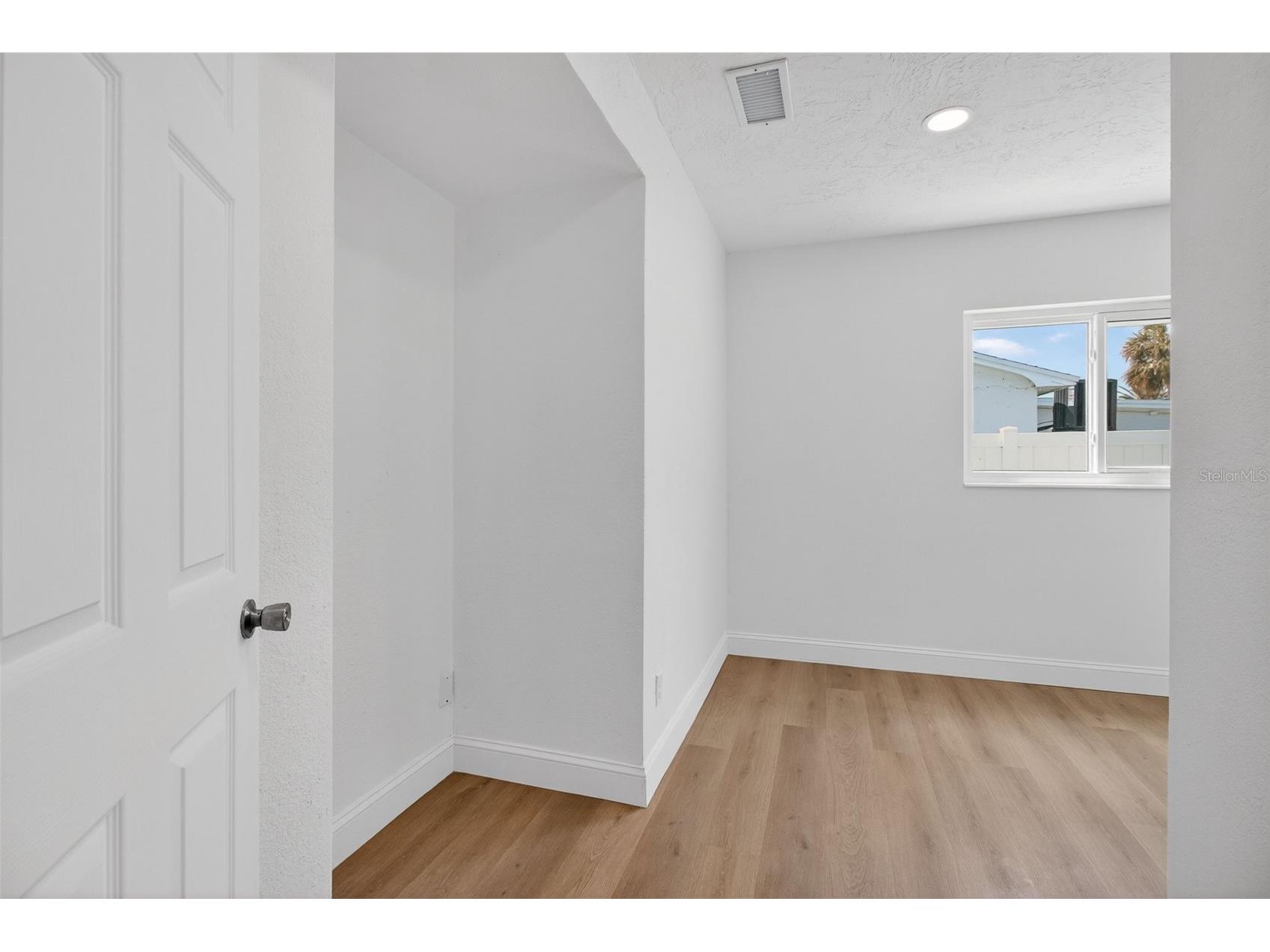 7919 Causeway Boulevard S Saint Petersburg FL 33707 TB8493139 image27