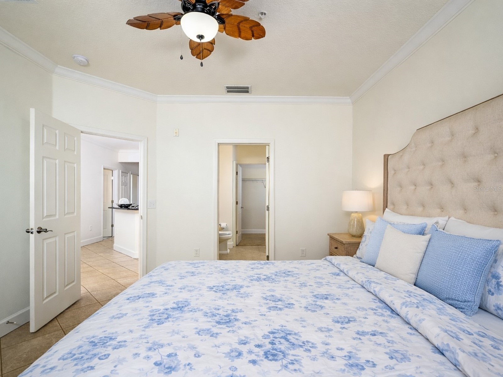 7919 Limestone Lane #13-204 Sarasota FL 34233 A4684105 image19