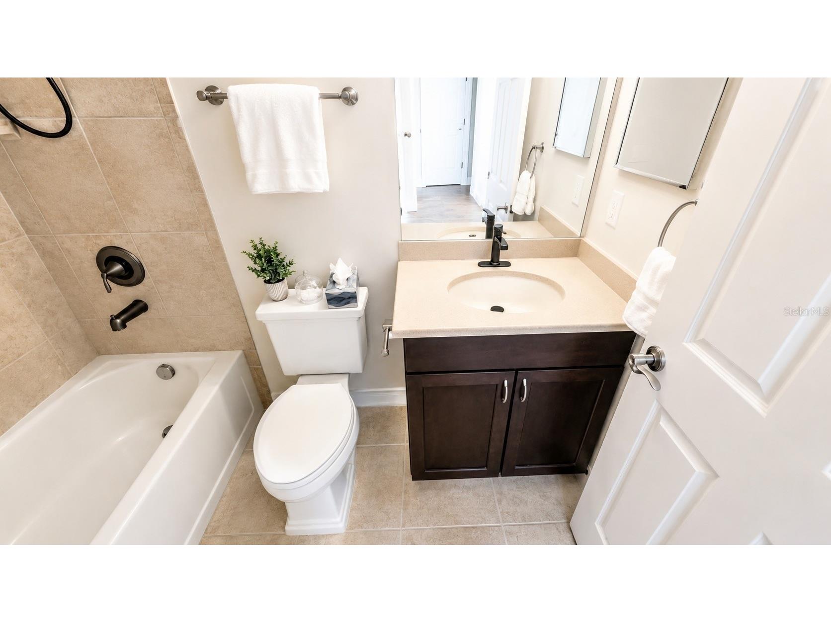 7919 Limestone Lane #13-204 Sarasota FL 34233 A4695902 image15