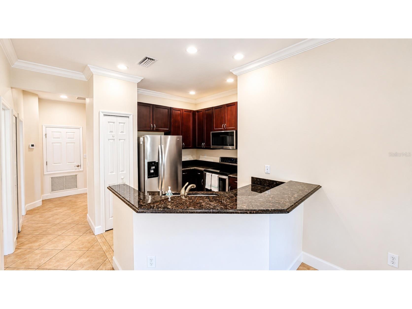 7919 Limestone Lane #13-204 Sarasota FL 34233 A4695902 image5