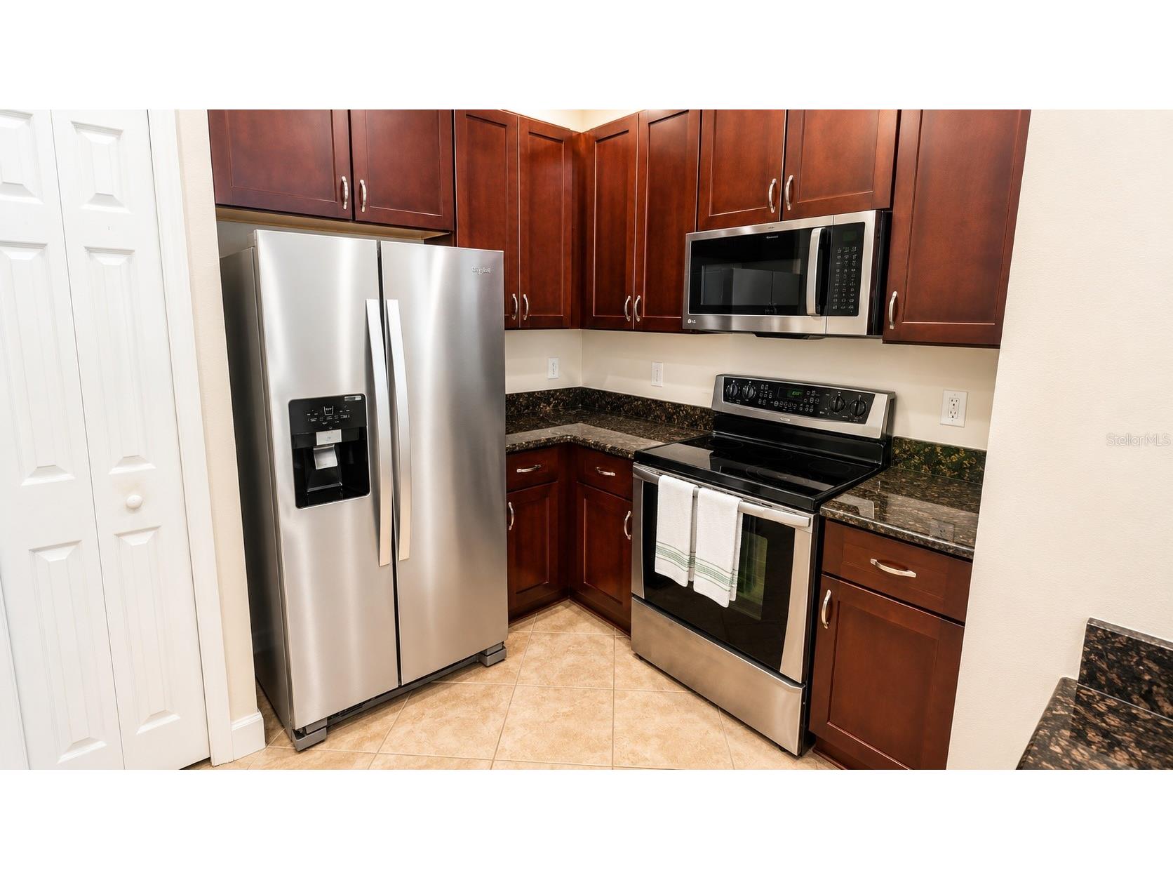 7919 Limestone Lane #13-204 Sarasota FL 34233 A4695902 image6