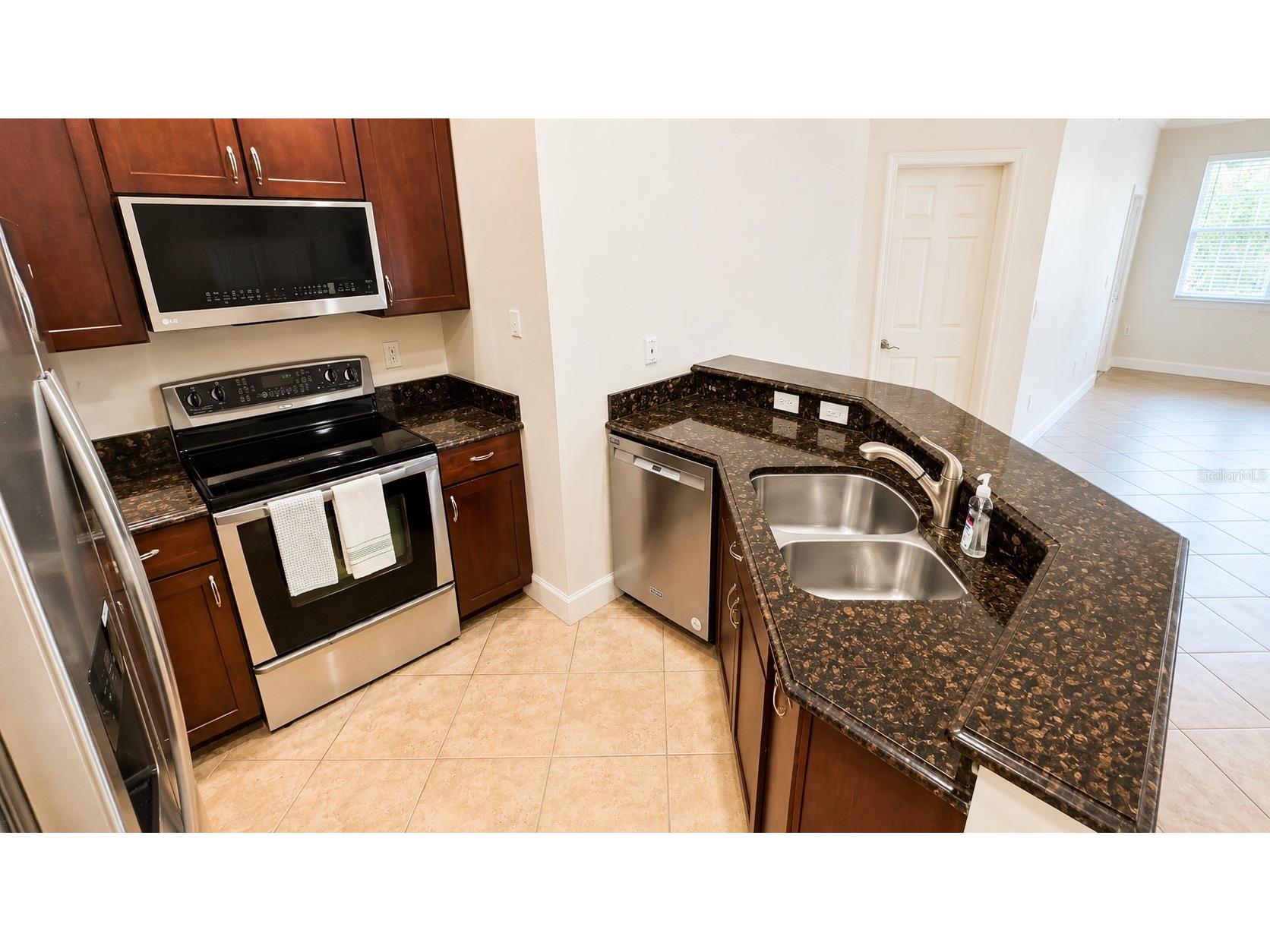 7919 Limestone Lane #13-204 Sarasota FL 34233 A4695902 image7