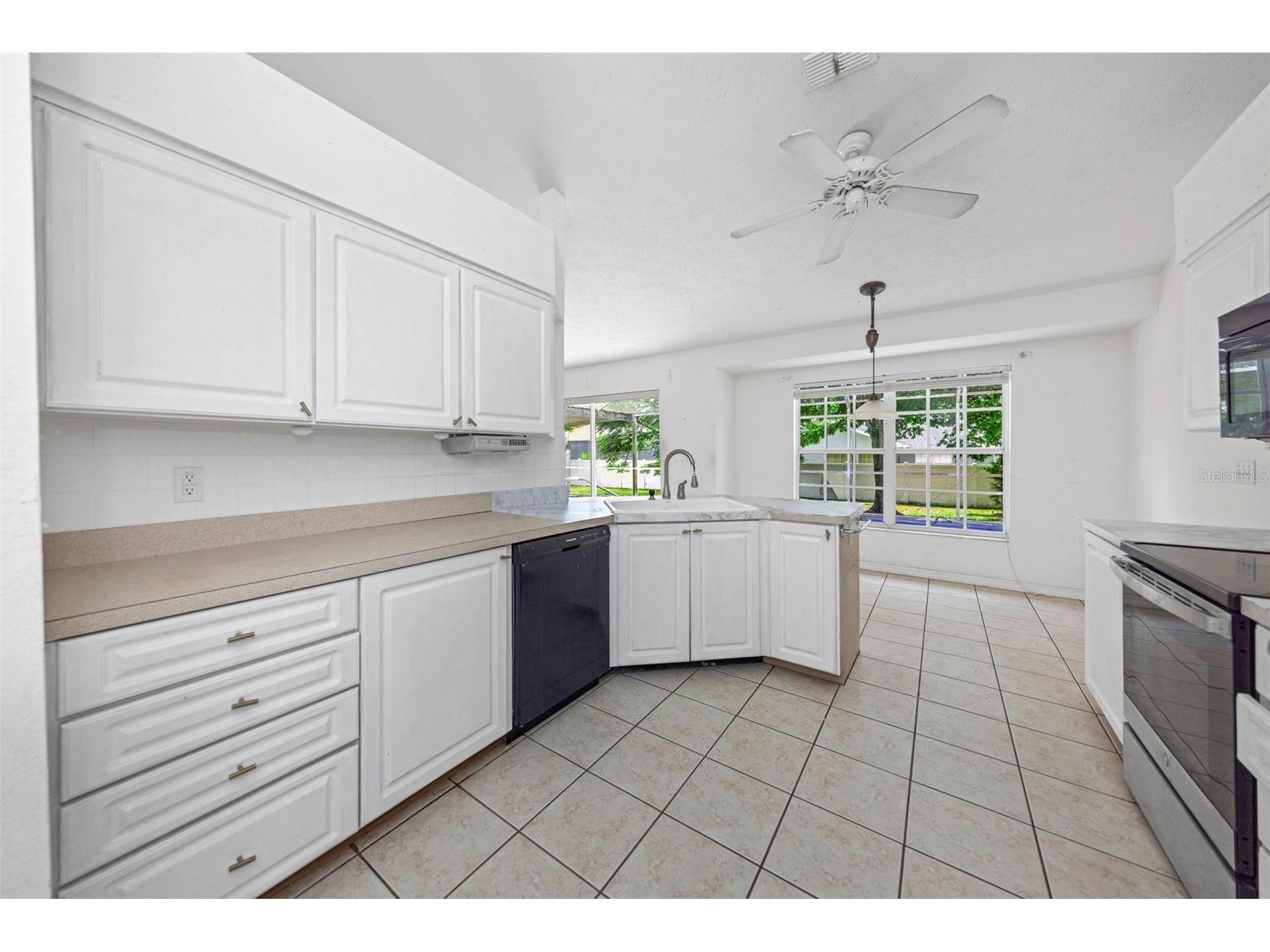 7919 Starfire Way New Port Richey FL 34654 TB8444644 image10