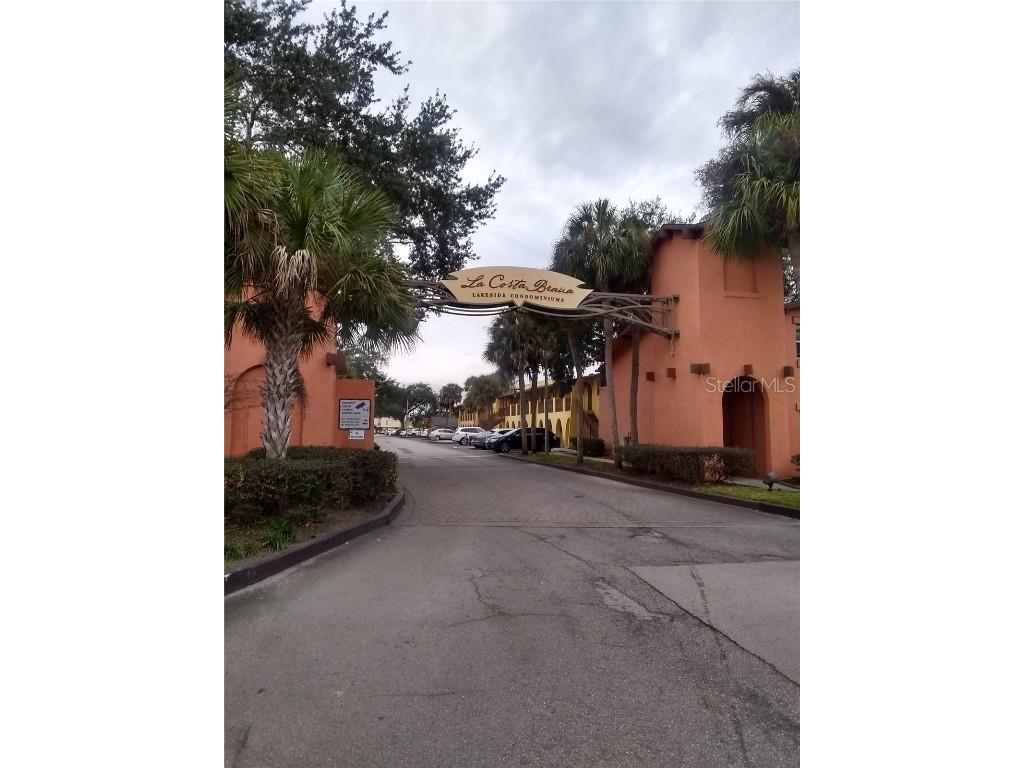 792 E Michigan Street #14 Orlando FL 32806 - LAKE PINELOCH O6070121 image1