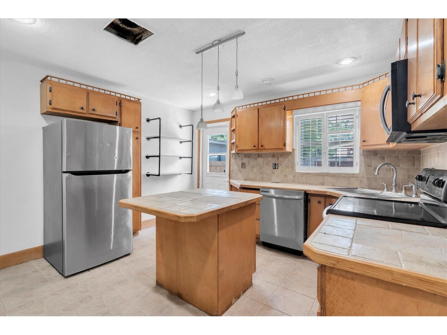 7920 52 Street N Pinellas Park FL 33781 TB8488737 image15