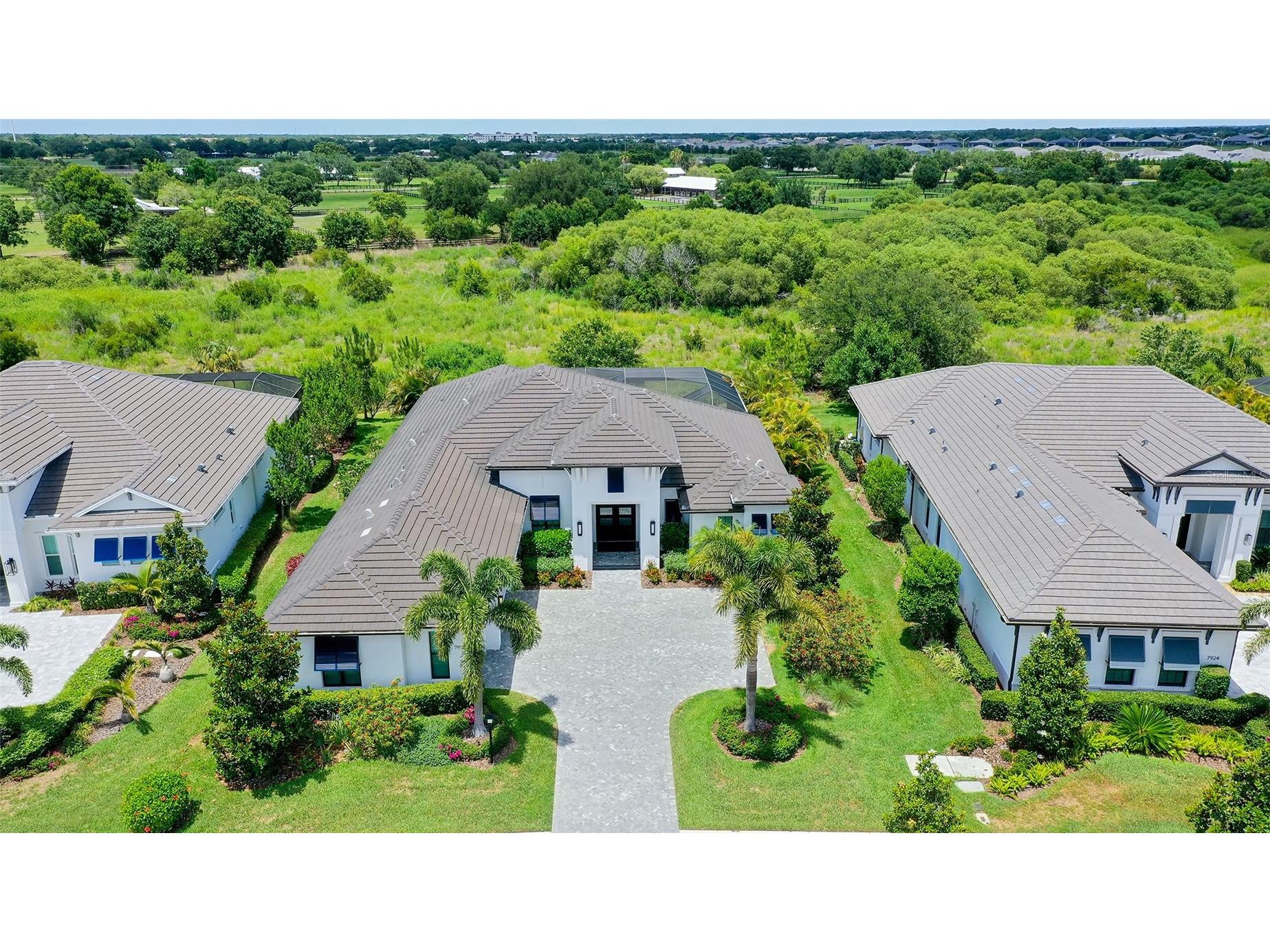 7920 Mainsail Lane Sarasota FL 34240 A4694620 image2