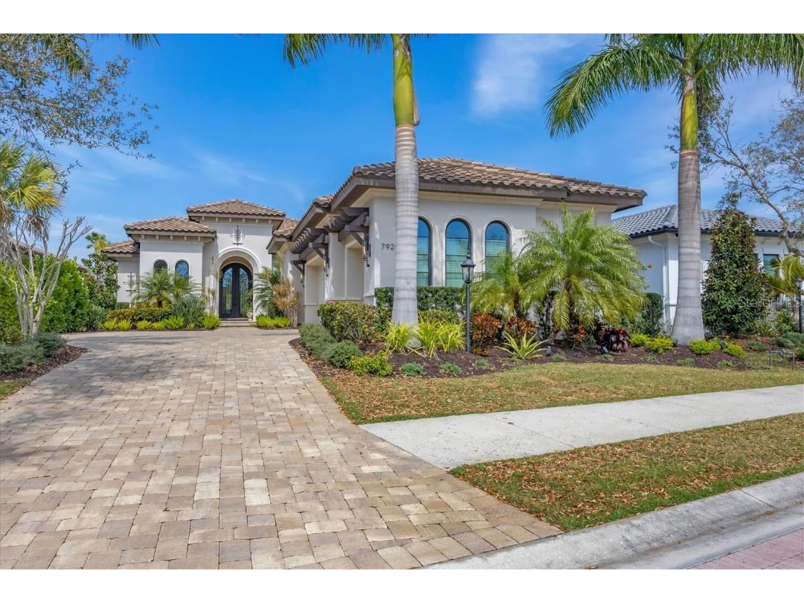 7920 Matera Court Lakewood Ranch FL 34202 A4601383 image1