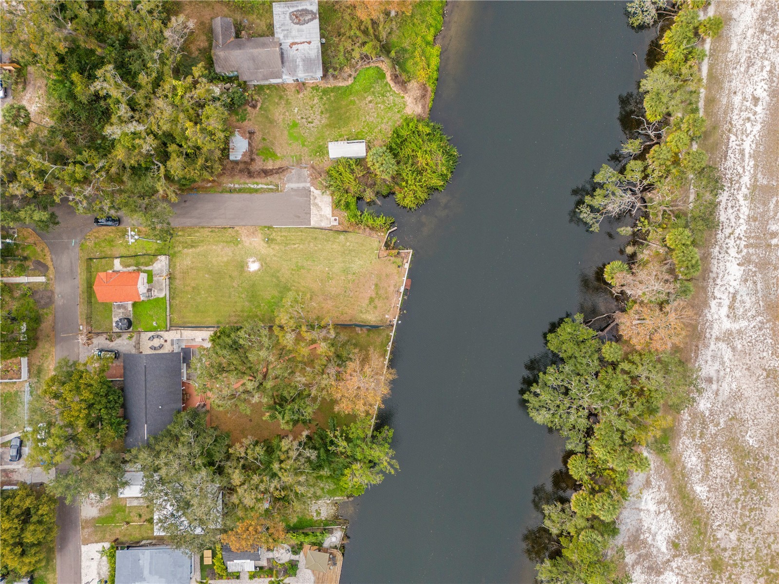 7926 N Branch Avenue Tampa FL 33604 TB8465901 image15