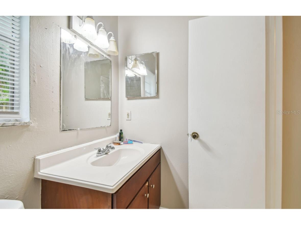 7920 N Marks Street Tampa FL 33604 TB8398249 image22