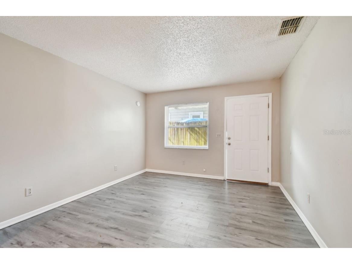 7920 N Marks Street Tampa FL 33604 TB8398249 image4