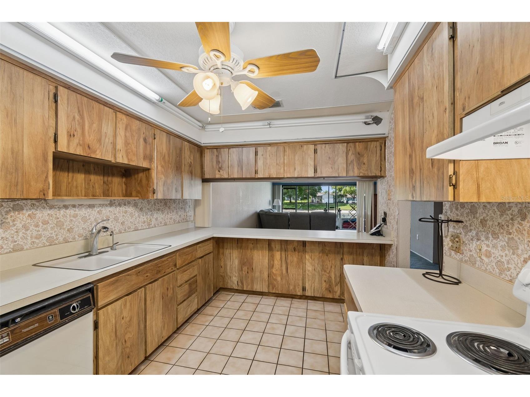 7920 Radcliffe Circle Port Richey FL 34668 TB8497843 image23