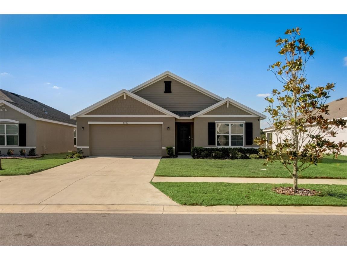7921 Sail Clover Lane Zephyrhills FL 33540 T3483005 image1