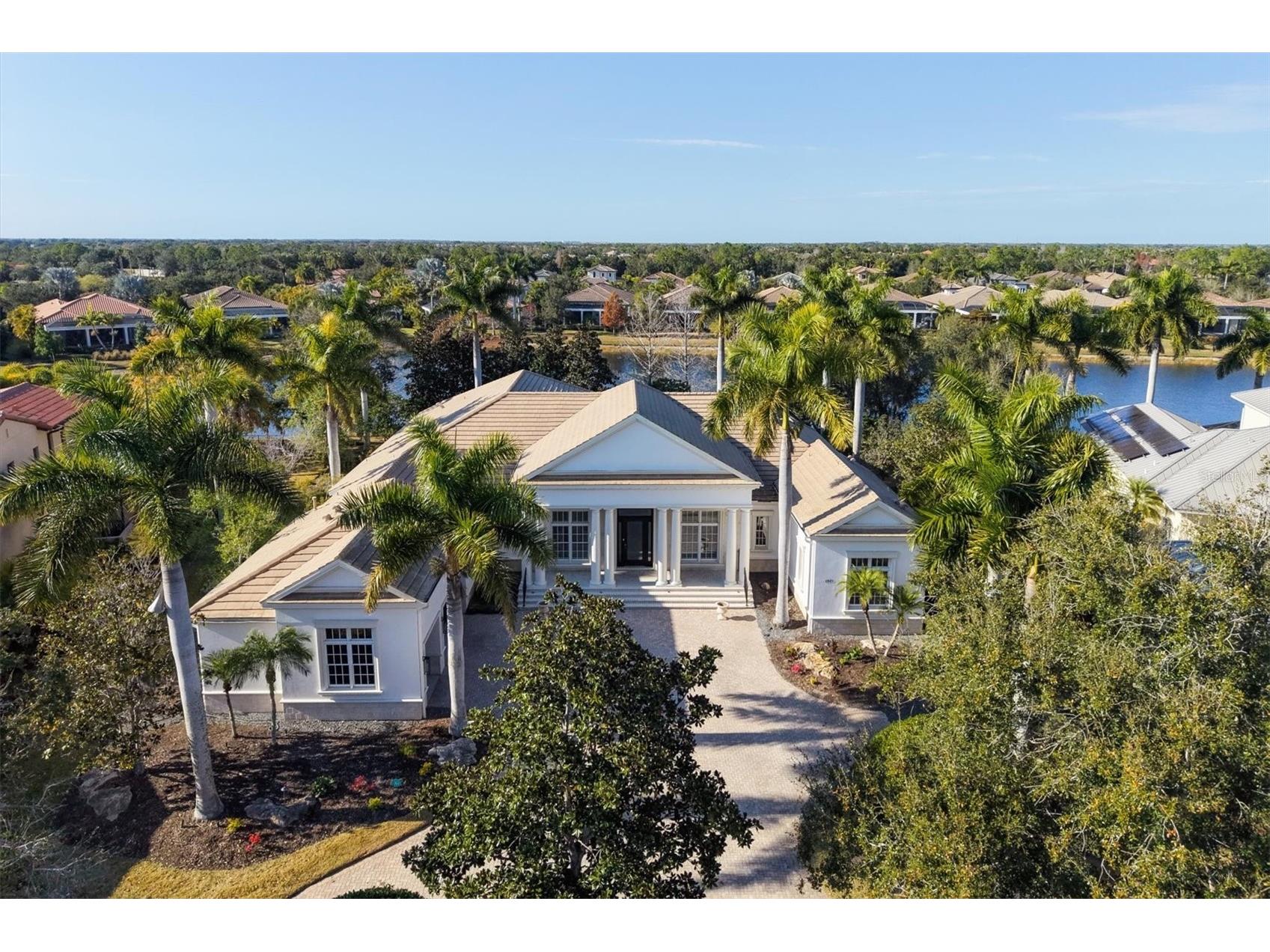7921 Waterton Lane Lakewood Ranch FL 34202 A4682109 image1