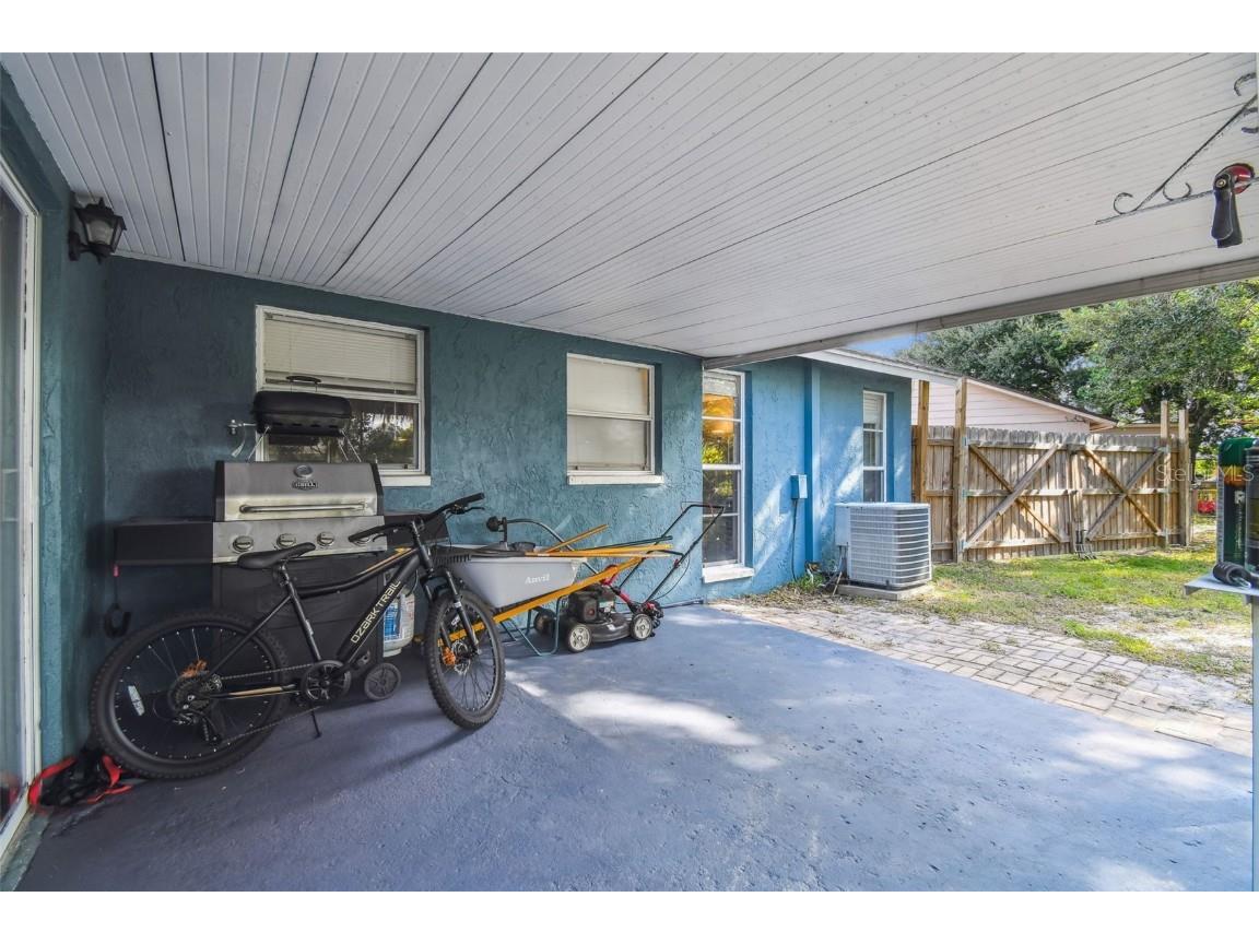 7922 Aden Loop New Port Richey FL 34655 TB8435347 image25