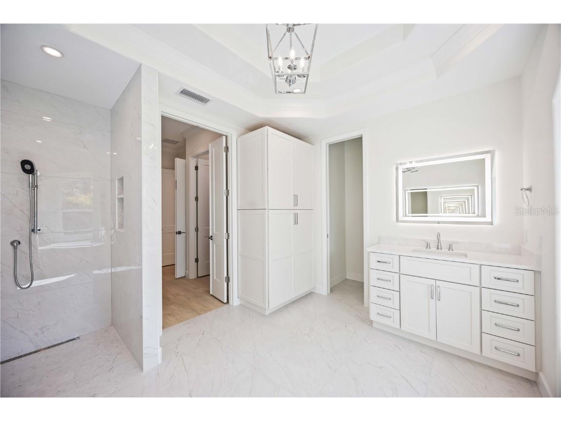 7922 Royal Birkdale Circle Lakewood Ranch FL 34202 A4673800 image8