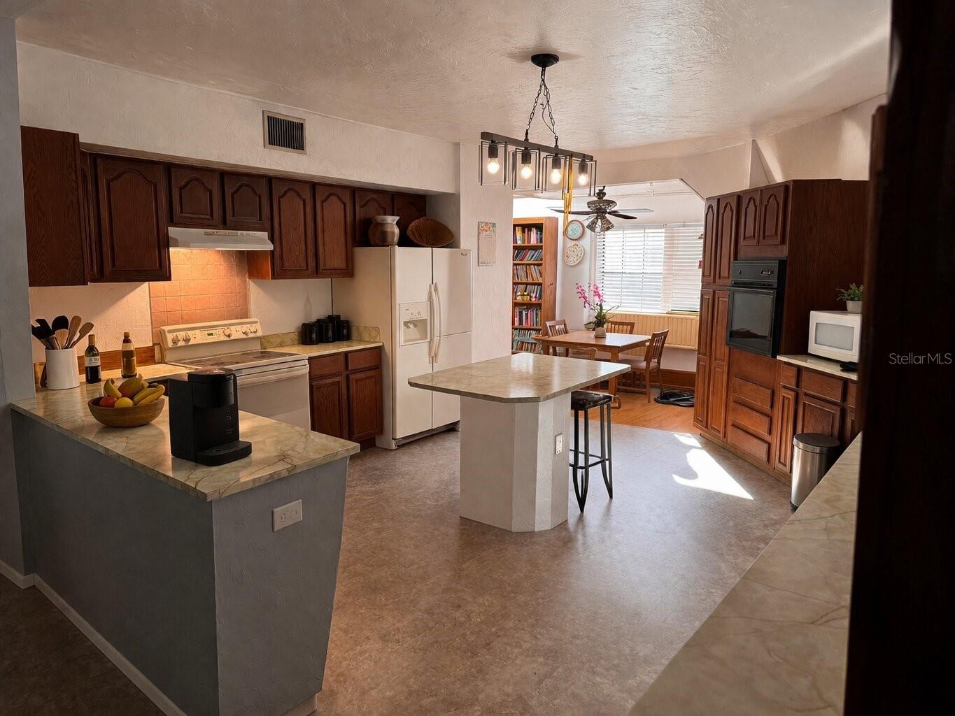 7923 18th Avenue E Palmetto FL 34221 TB8491498 image5