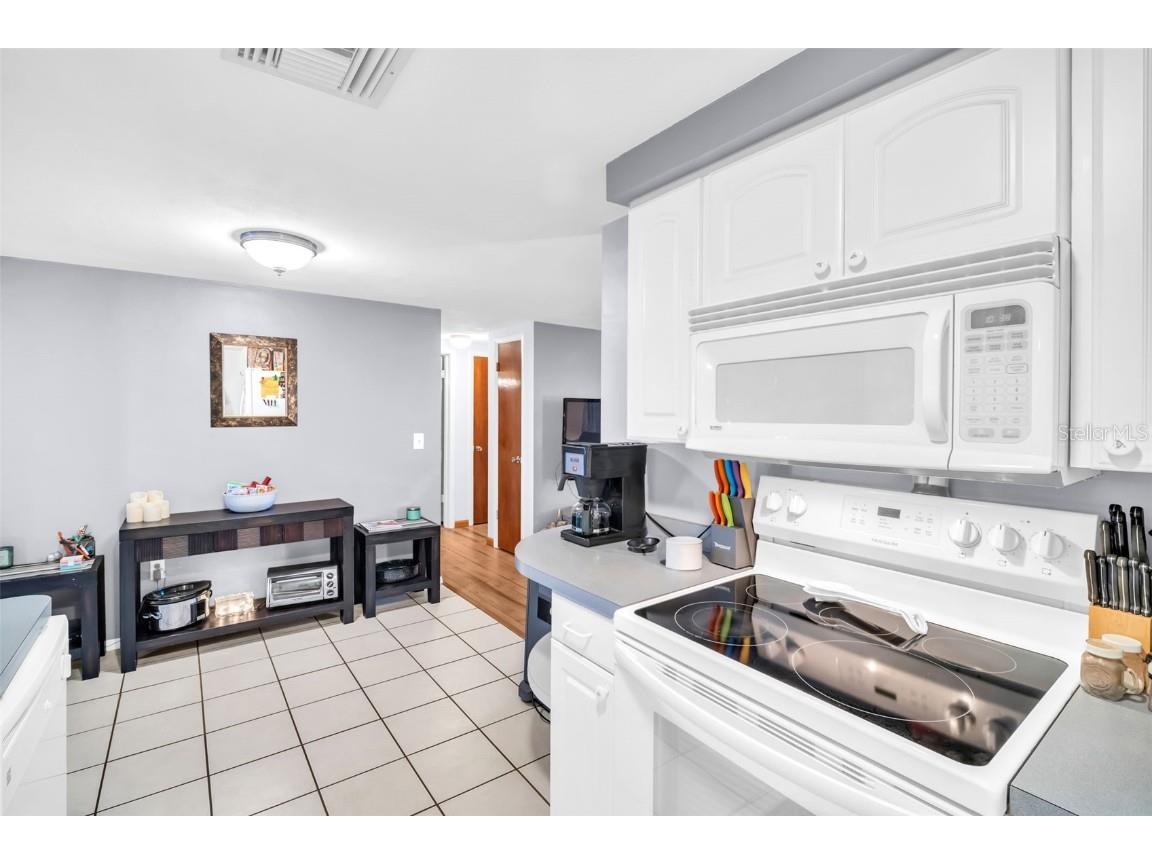 7923 Foxbloom Drive Port Richey FL 34668 TB8409061 image18