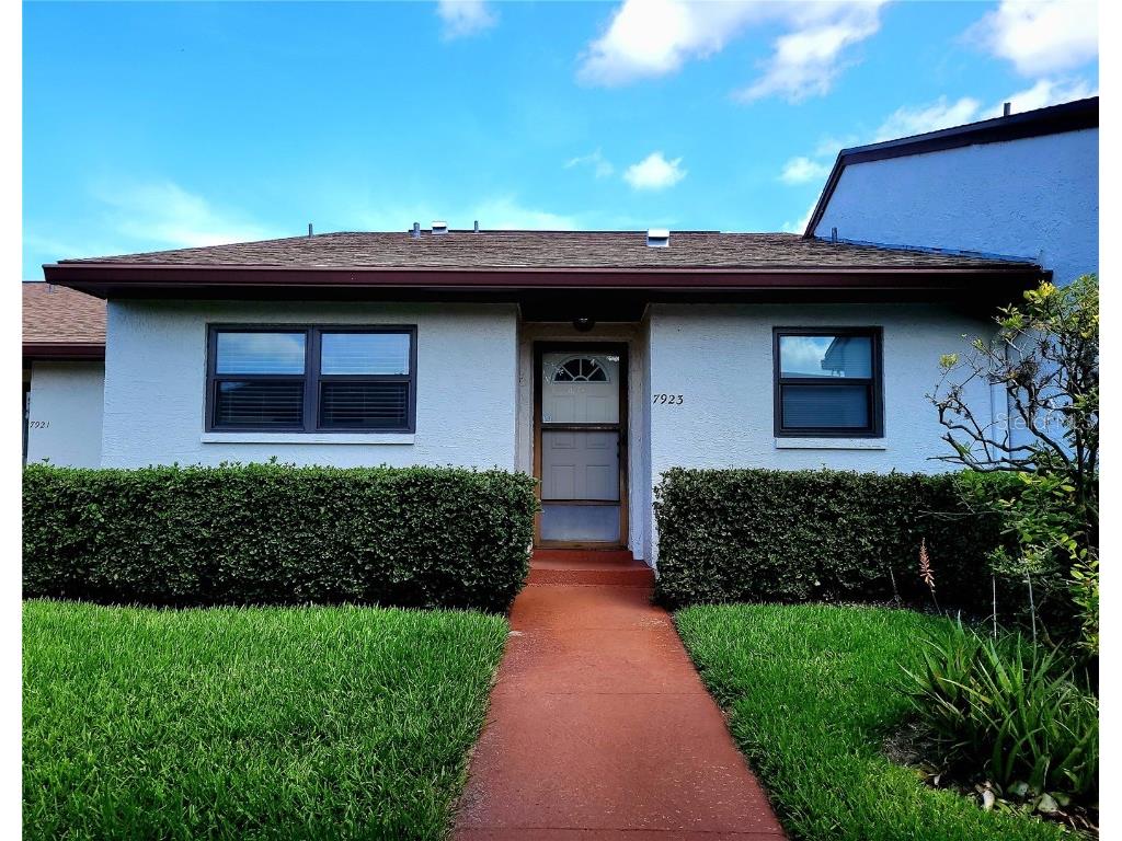 7923 Radcliffe Circle Port Richey FL 34668 W7853938 image1