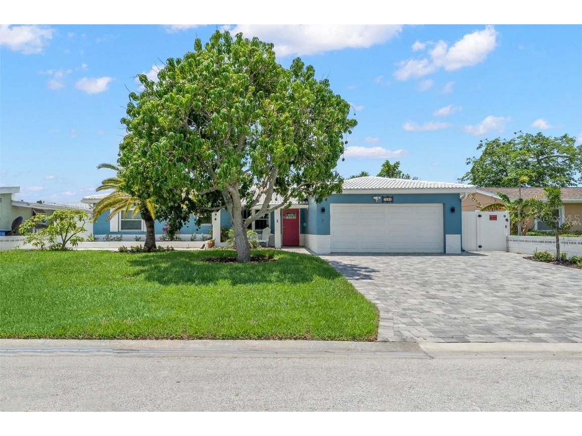 7924 1st Avenue S Saint Petersburg FL 33707 U8245413 image1