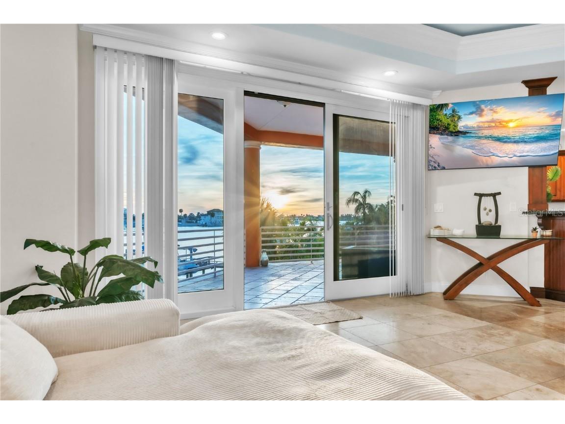 7924 3rd Avenue S Saint Petersburg FL 33707 TB8449650 image14