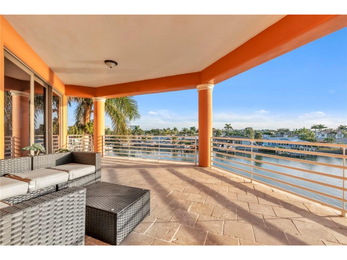 7924 3rd Avenue S Saint Petersburg FL 33707 TB8449650 image31