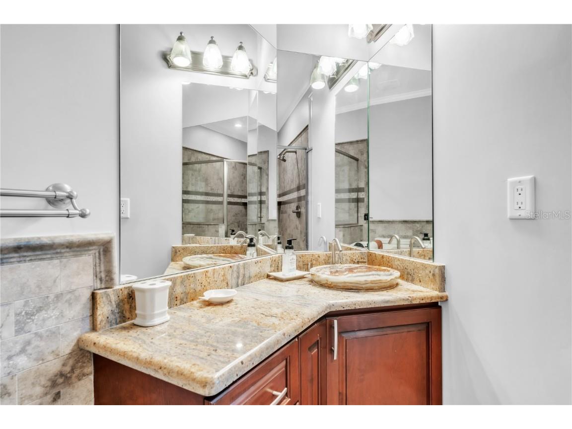 7924 3rd Avenue S Saint Petersburg FL 33707 TB8449650 image47