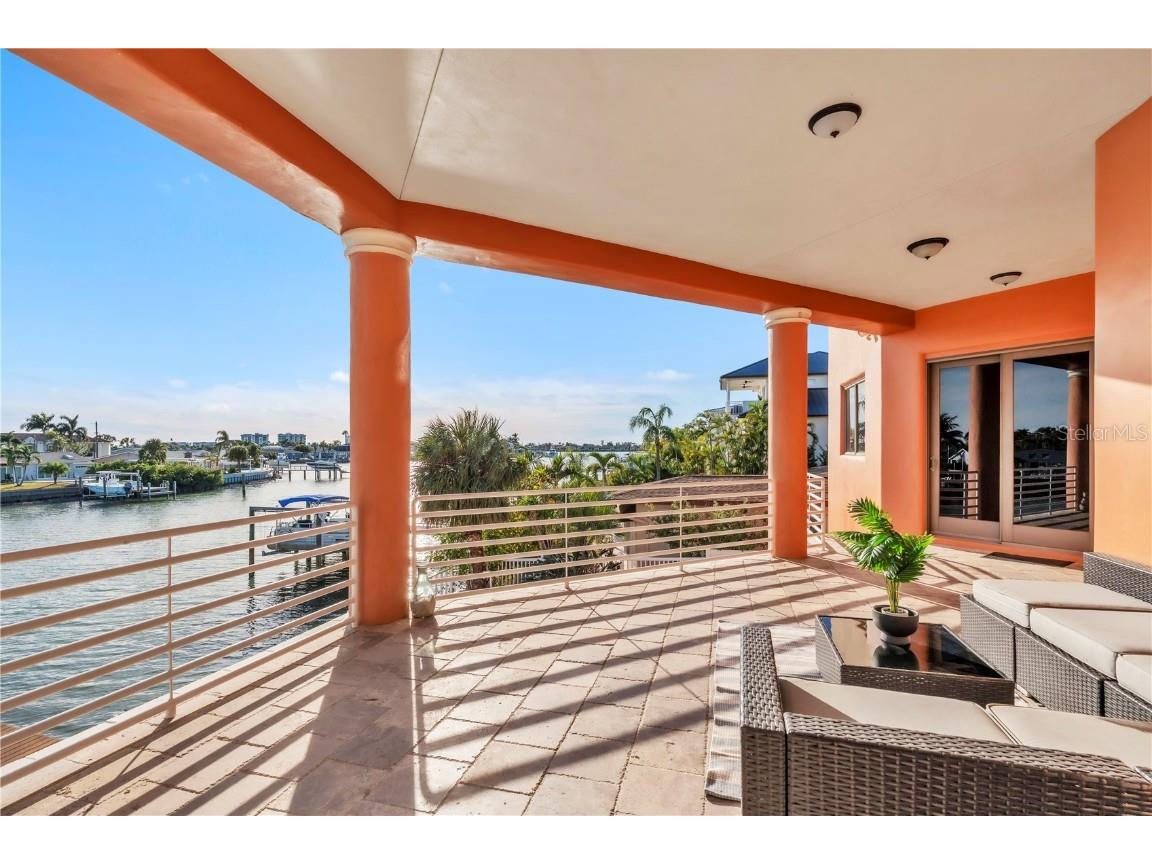 7924 3rd Avenue S Saint Petersburg FL 33707 TB8449650 image6