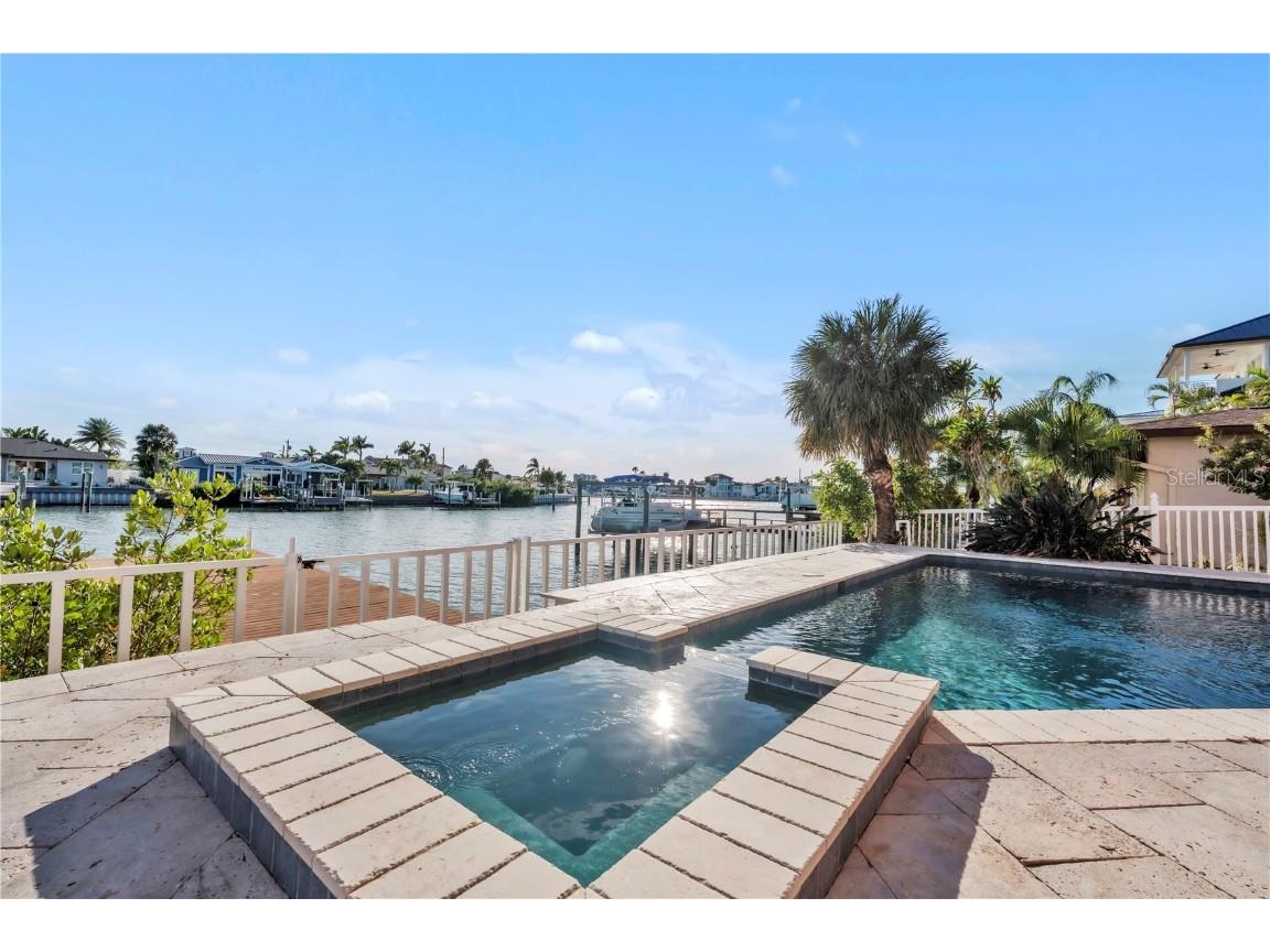 7924 3rd Avenue S Saint Petersburg FL 33707 TB8449650 image7