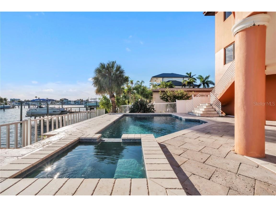 7924 3rd Avenue S Saint Petersburg FL 33707 TB8449650 image8