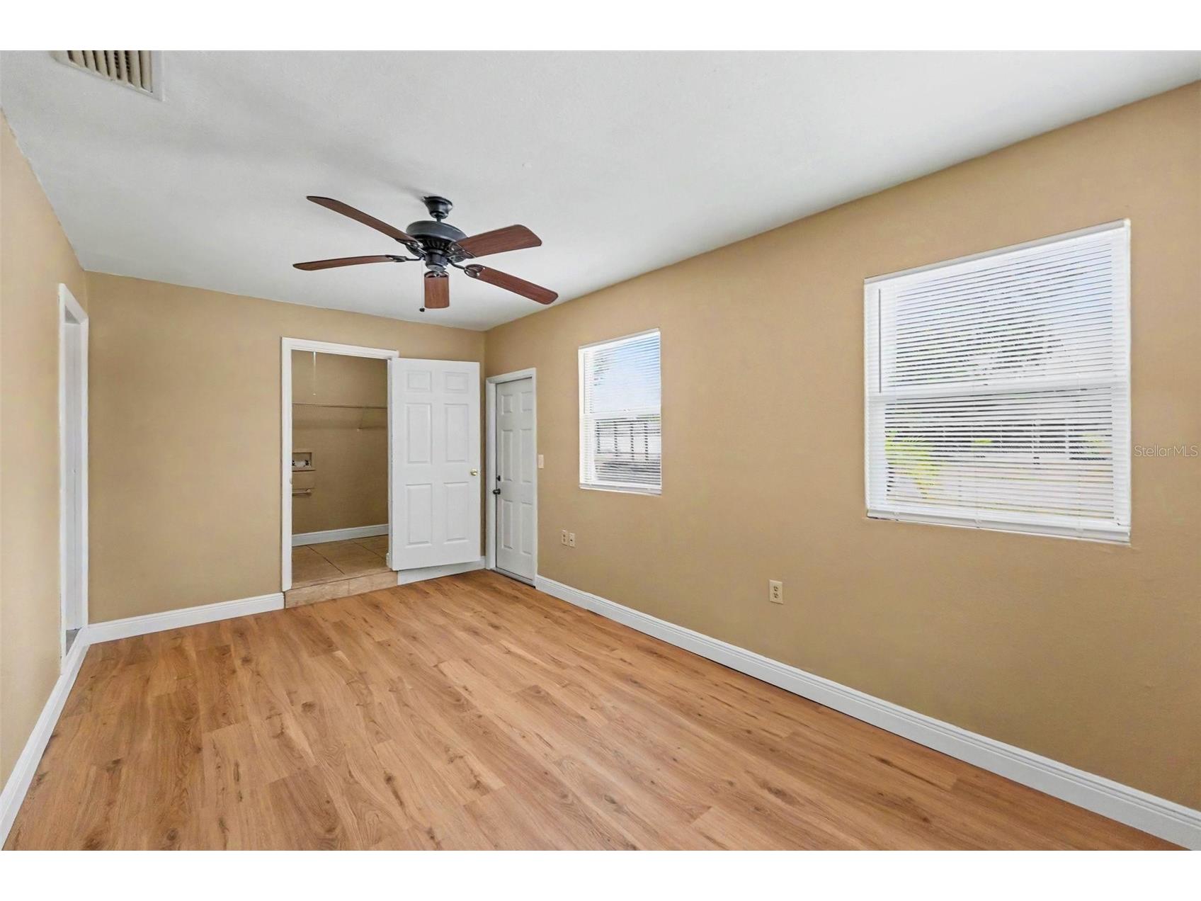 7924 Bahia Avenue Tampa FL 33619 TB8525357 image13